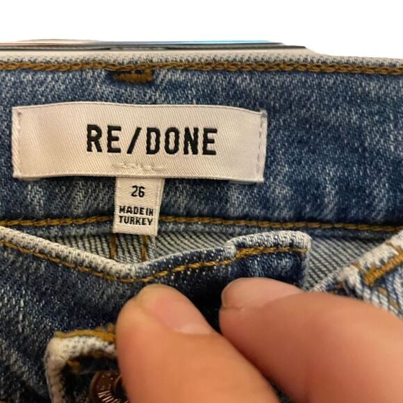 Re/Done NWT 90’s High Rise Button Fly Ankle Crop Jeans in Bright Faded Blue 26 - Picture 4 of 9